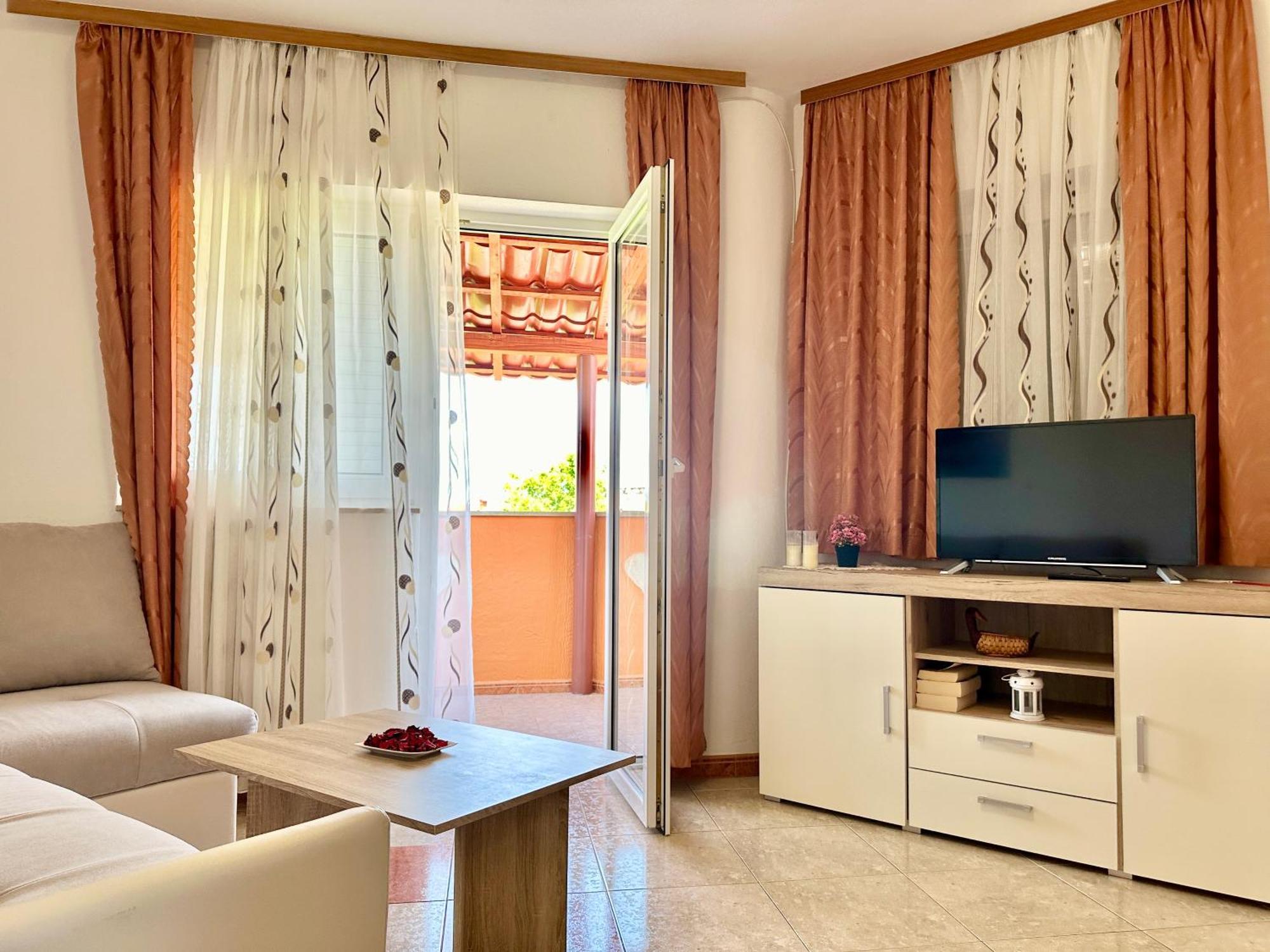 Apartments Dugonjic Umago Esterno foto